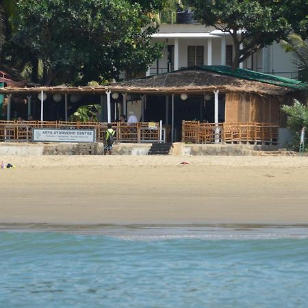 Arya Homestay Bougain Villa Gokarna  Bagian luar foto