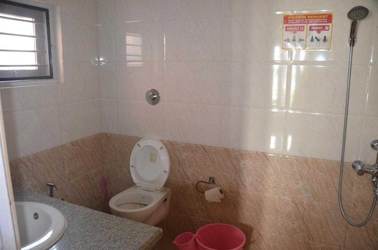 Arya Homestay Bougain Villa Gokarna  Bagian luar foto