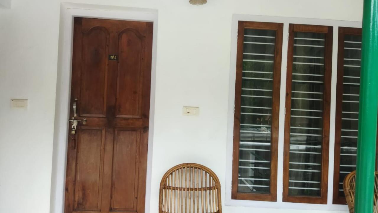 Arya Homestay Bougain Villa Gokarna  Bagian luar foto